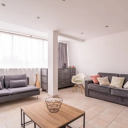 Sublime 71m Downtown And Near The ! Le Lavandou